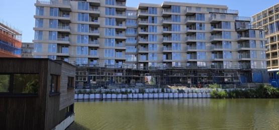 Foto bij The Dock Overhoeks uit de steigers