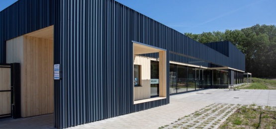 Thumbnail van Zwembad Dronten