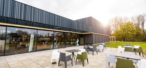 Thumbnail van Zwembad Dronten